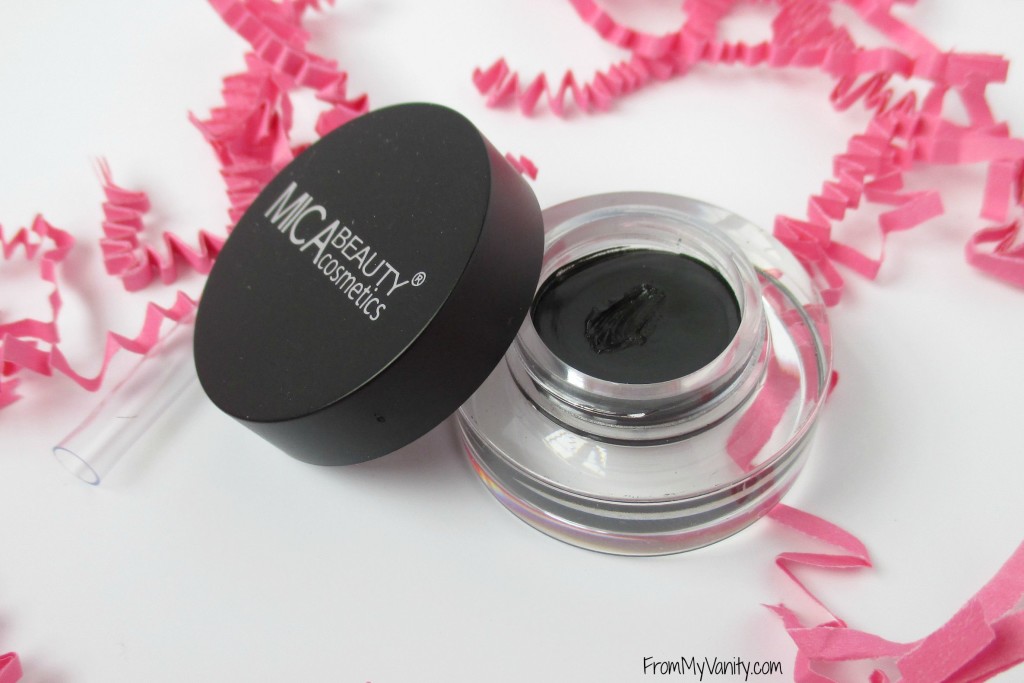 boxycharm-august-unboxing-mica-gel-liner