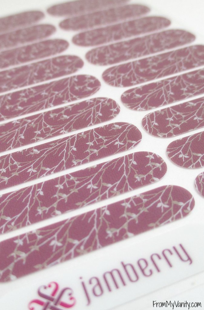 jamberry-nail-wraps-tutorial-review-wraps