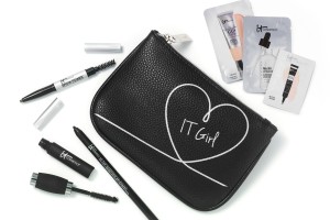 My Top 10 Ulta Gift Set Picks for the Holidays // Gift Guide // Beauty Gifts // It Cosmetics // #UltaBeauty #GiftGuide FromMyVanity.com
