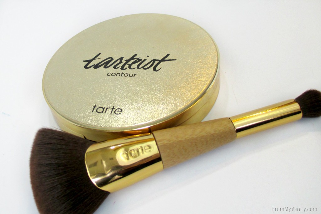 Tarte Tarteist Contour Palette // Tarteist Sculpt & Slim Contour Brush // Review & Swatches // Closed Palette and Blush // #TarteCosmetics @LadyKaty92