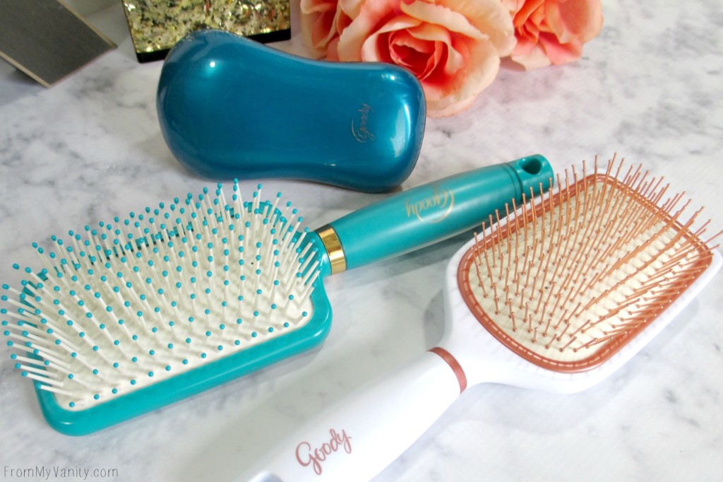 Quick Hairstyles for Busy Moms // Goody Brushes // Clean Radiance // TangleFix // Gelous Paddle // FromMyVanity.com #goody #hairstyles