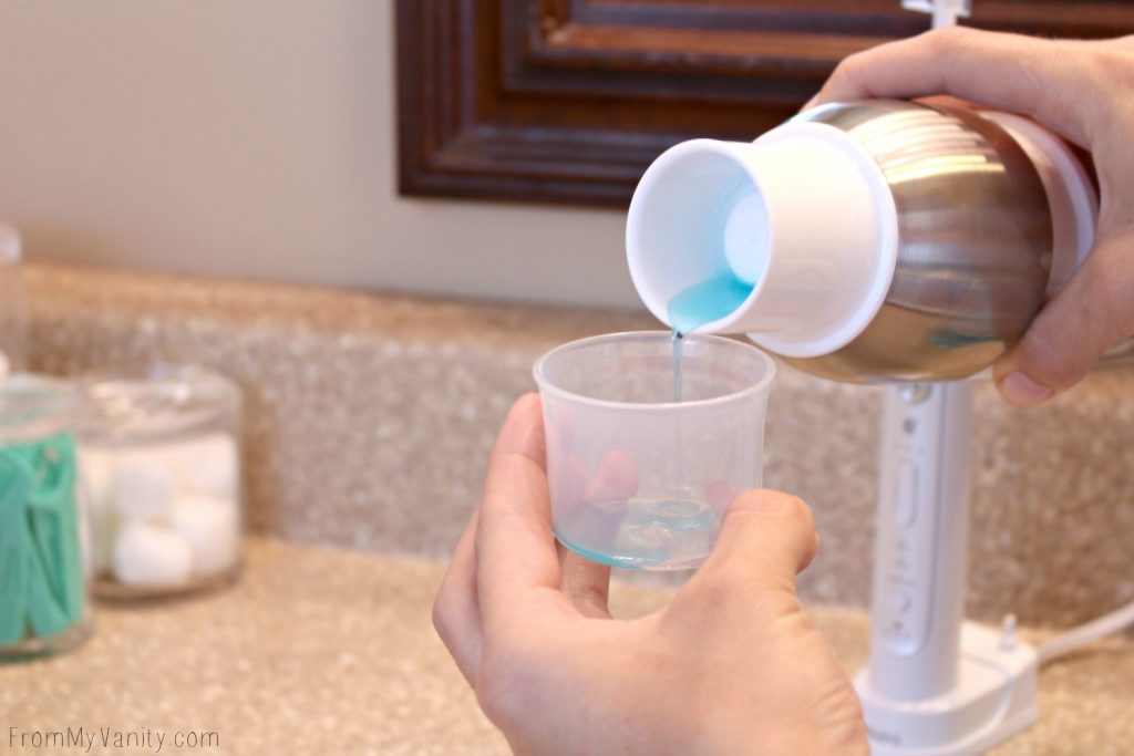 Keep Your Oral Health Strong by using Mouthwash Daily!