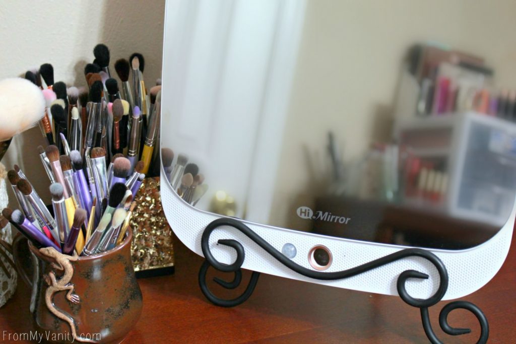HiMirror is the smart mirror that will change your skin!