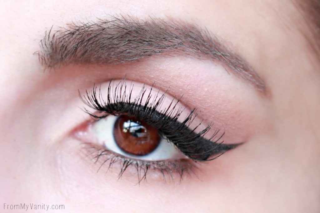 Flawless winged eye using Neutrogena eyeshadow palette, available at Walmart!