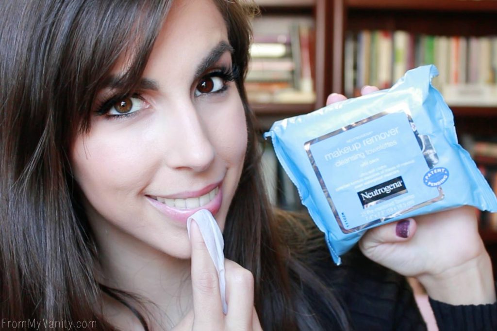 Use the Neutrogena Moisture Makeup Remover Wipes to Clean Your Lips before Lipstick!