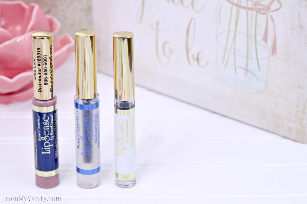 How long does Lipsense lip color last on your lips? Is it non-budging?