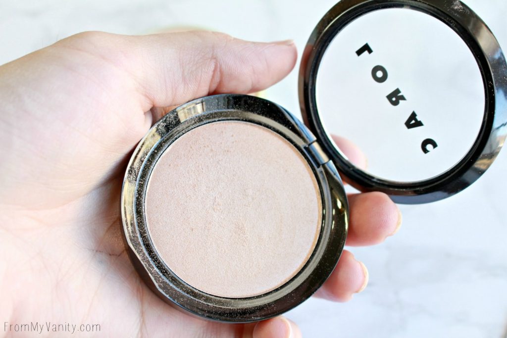 Dupe or Dud | LORAC Light Source Highlighter vs Pixi Beauty Glow-Y Powder | Light Source Illuminating Highlighter in Daylight