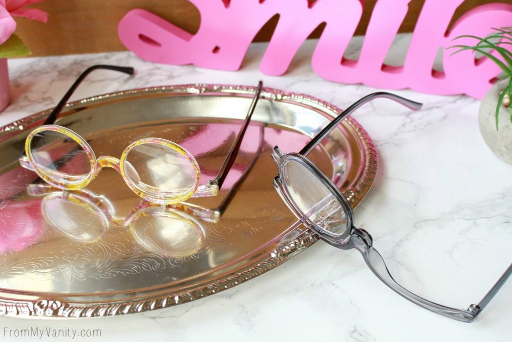 Makeup Readers| The Answer for People who Wear Glasses? | Two styles that allows you access to your eyelids while wearing glases